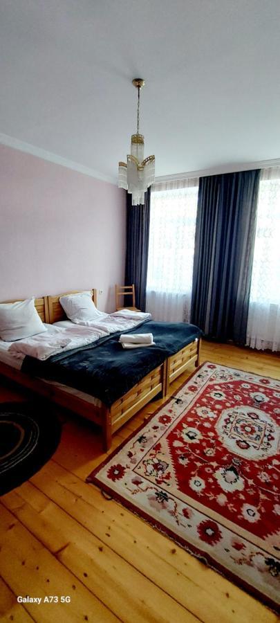 Guest House Lela Rezo Kazbegi Eksteriør bilde
