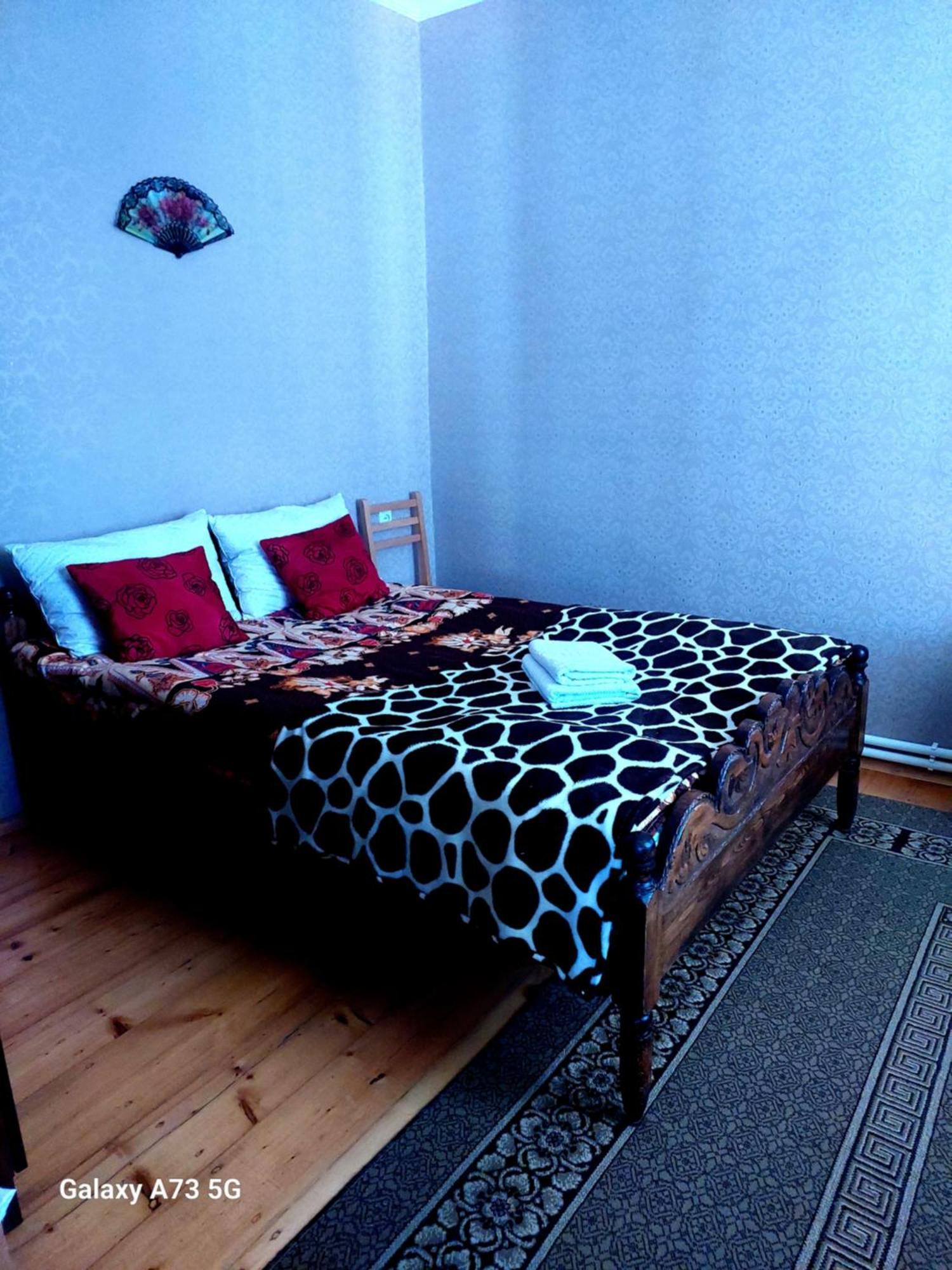 Guest House Lela Rezo Kazbegi Eksteriør bilde