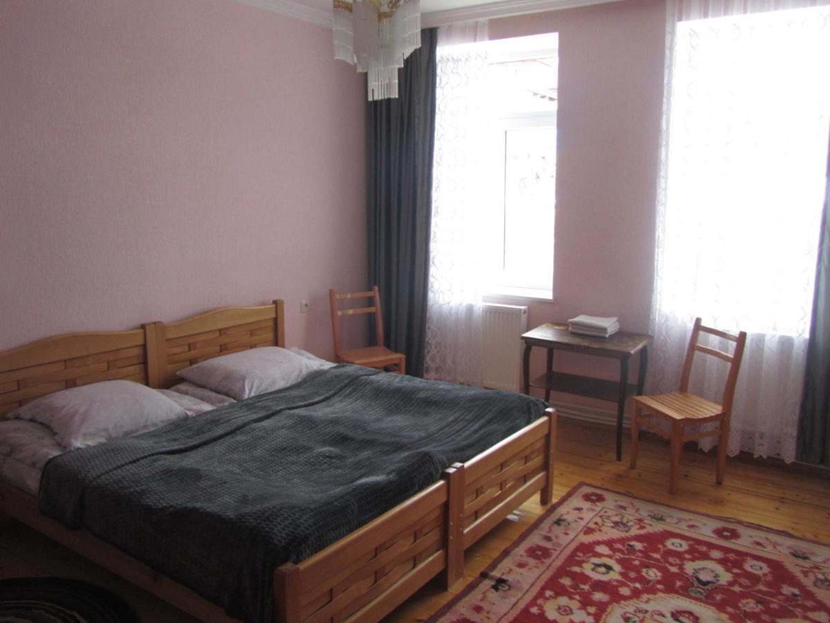 Guest House Lela Rezo Kazbegi Eksteriør bilde